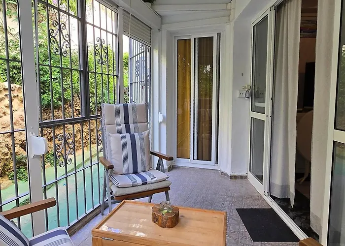 Cerro Largo * Торремолинос